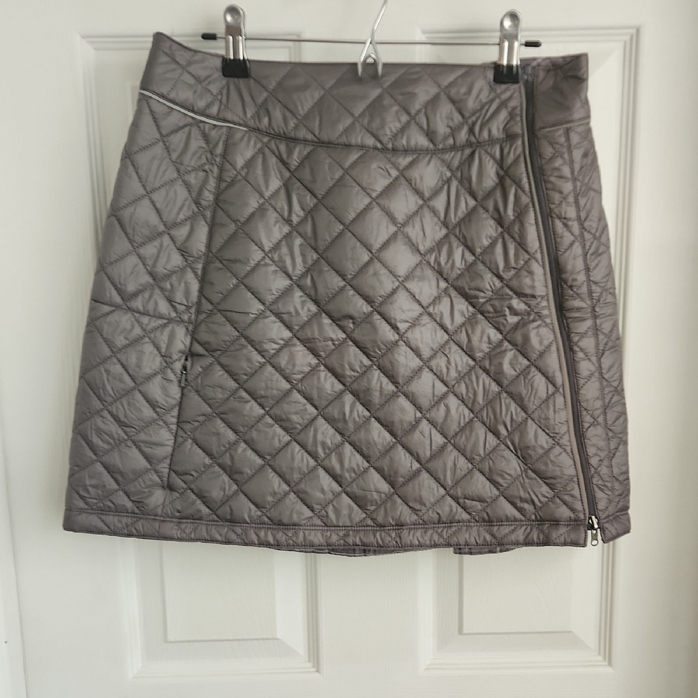 Novara Quilted Mini Skirt in Silver Gray